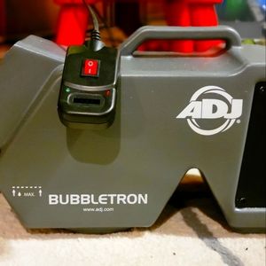 professional, lightweight bubble machine